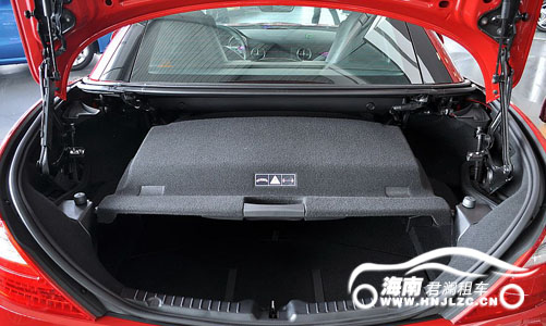 奔馳SLK200(跑車)-海南租車三亞租車自駕游用車 奔馳SLK200(跑車)-海南租車三亞租車自駕游用車